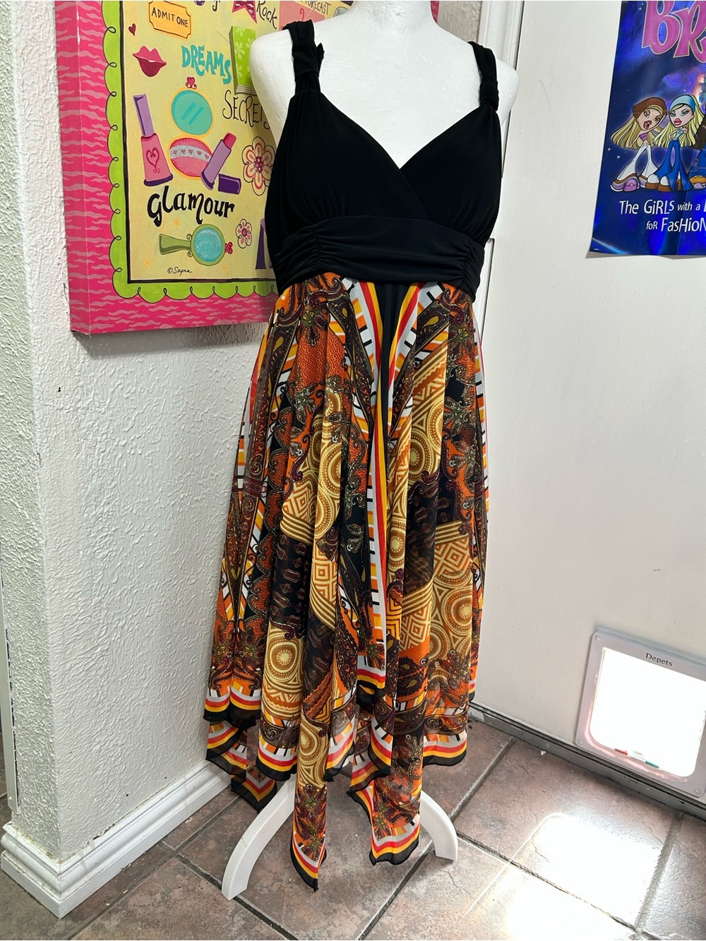 Black and Orange summer midi dress with a boho vibes